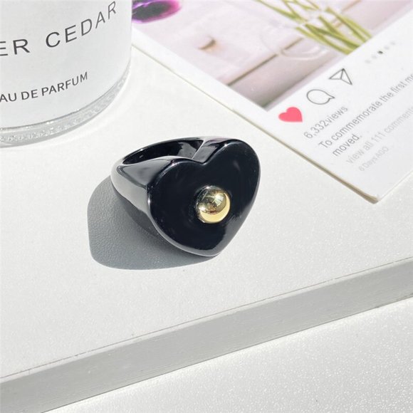 Chunky Black & Gold Heart Ring - Picture 2 of 2